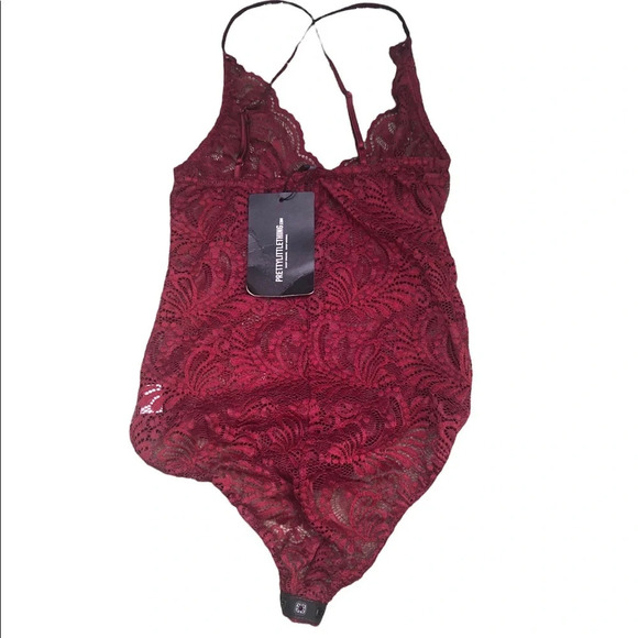 NWT PRETTY LITTLE THING LUCILLE BURGUNDY SHEER CROSSBACK LACE BODY SUIT - Picture 4 of 6